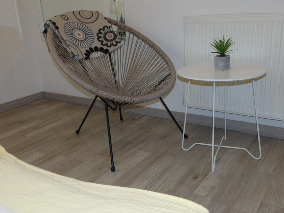 Comfort Apartment, 1 Bedroom, Balcony, Garden View | Desk, cribs/infant beds, rollaway beds, free WiFi