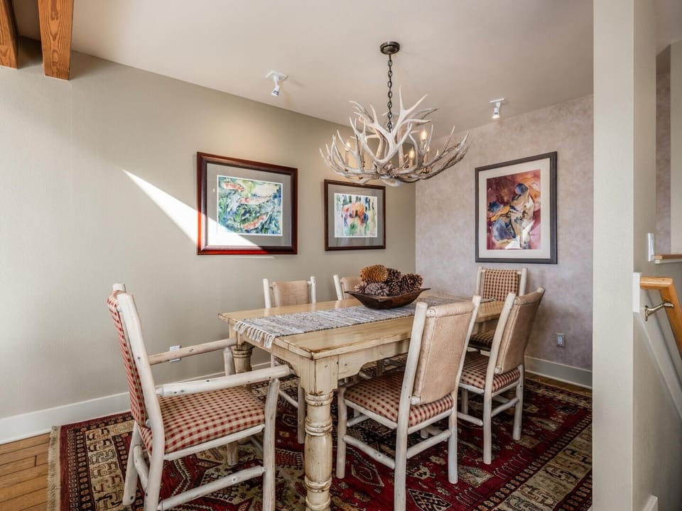 House, 3 Bedrooms | Dining