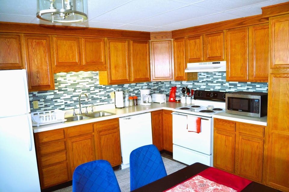Apartment, 2 Bedrooms | Interior