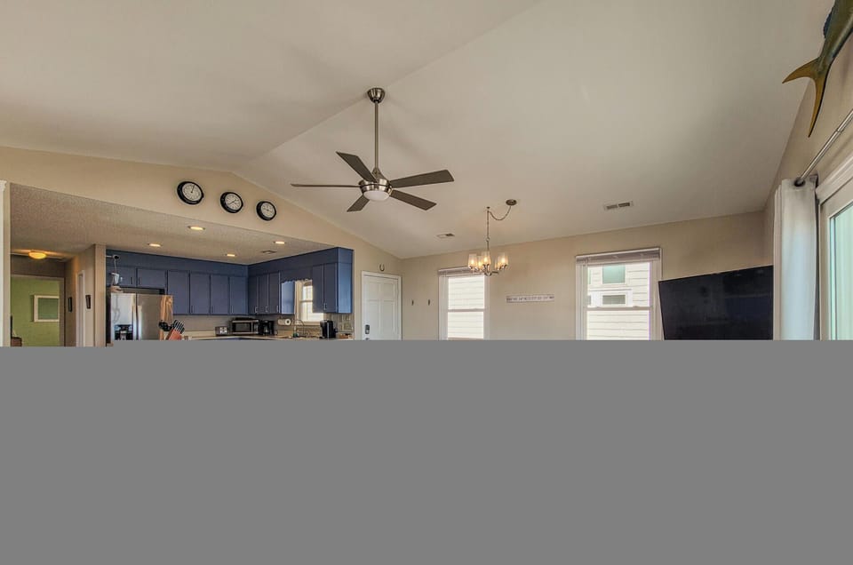804 S Shore Dr (Beachy McBeach House [Int Ext Aerials]) - watermarked-05