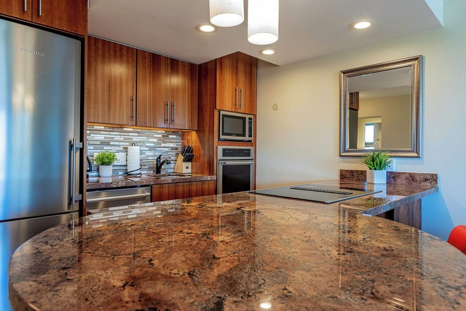 Lots of counter space to prepare meals
