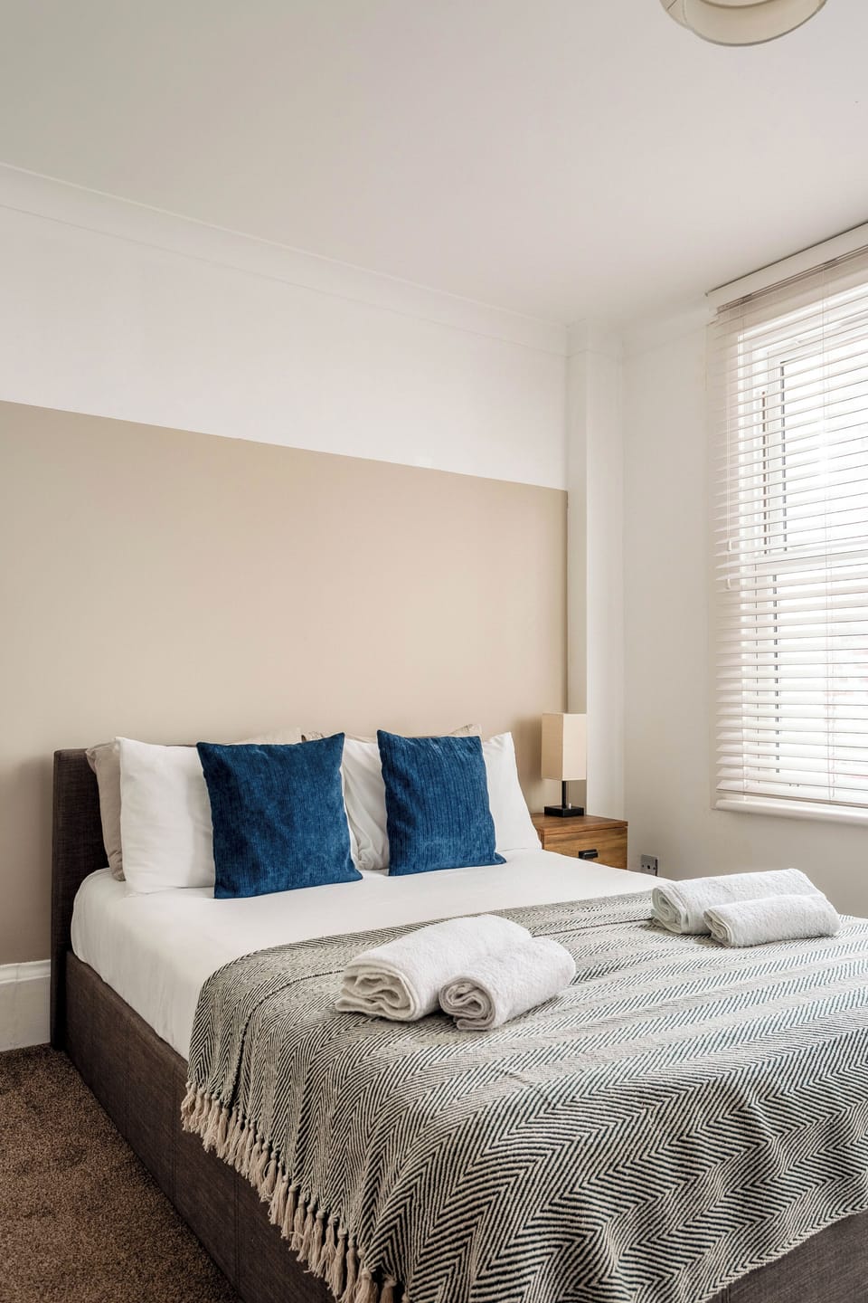 Super Central 3 Bed Property Apartment in Brighton