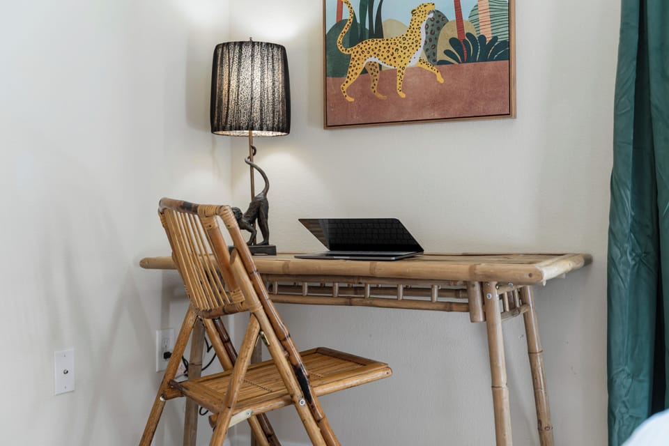 Dedicated workspace for bedroom2 