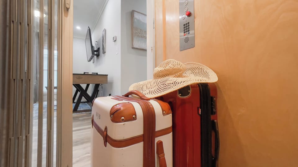 Is your luggage too heavy?!.....