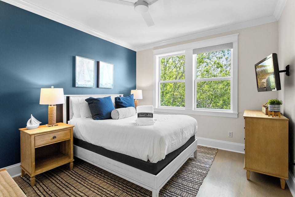 Just Shellin' Guest Bedroom 3