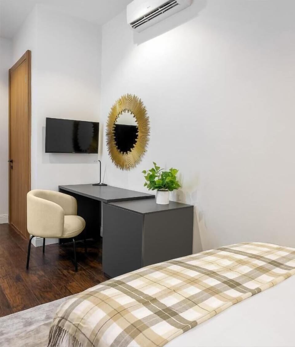 Junior Apartment, City View | 2 bedrooms, desk, laptop workspace, soundproofing