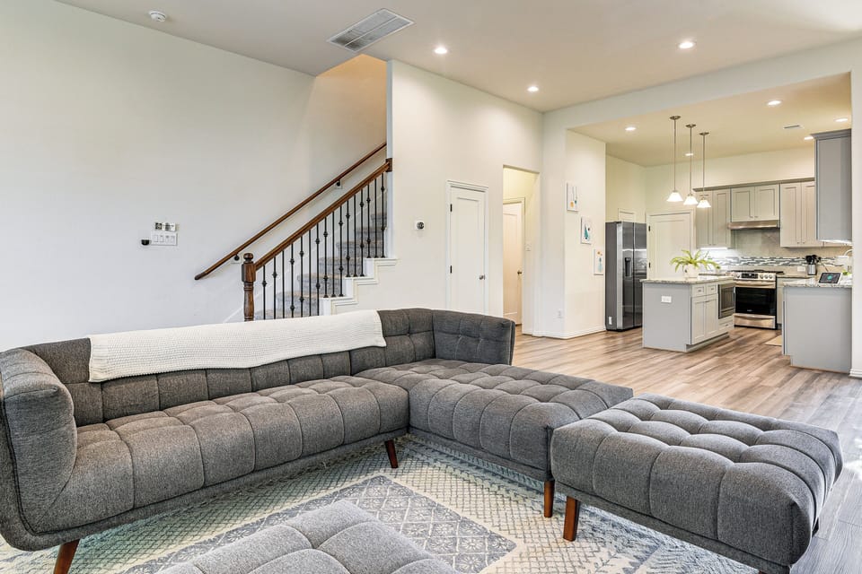 Main Living Area | Flat-Screen TV | 1st Floor