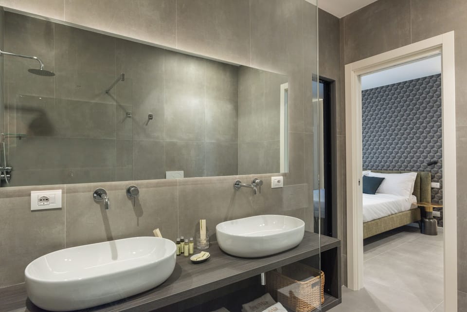 Luxury Double Room, Balcony, City View | Free minibar, desk, laptop workspace, soundproofing