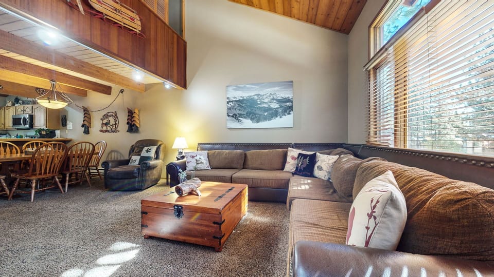 Furniture, Indoors, Living Room, Room, Home Decor
