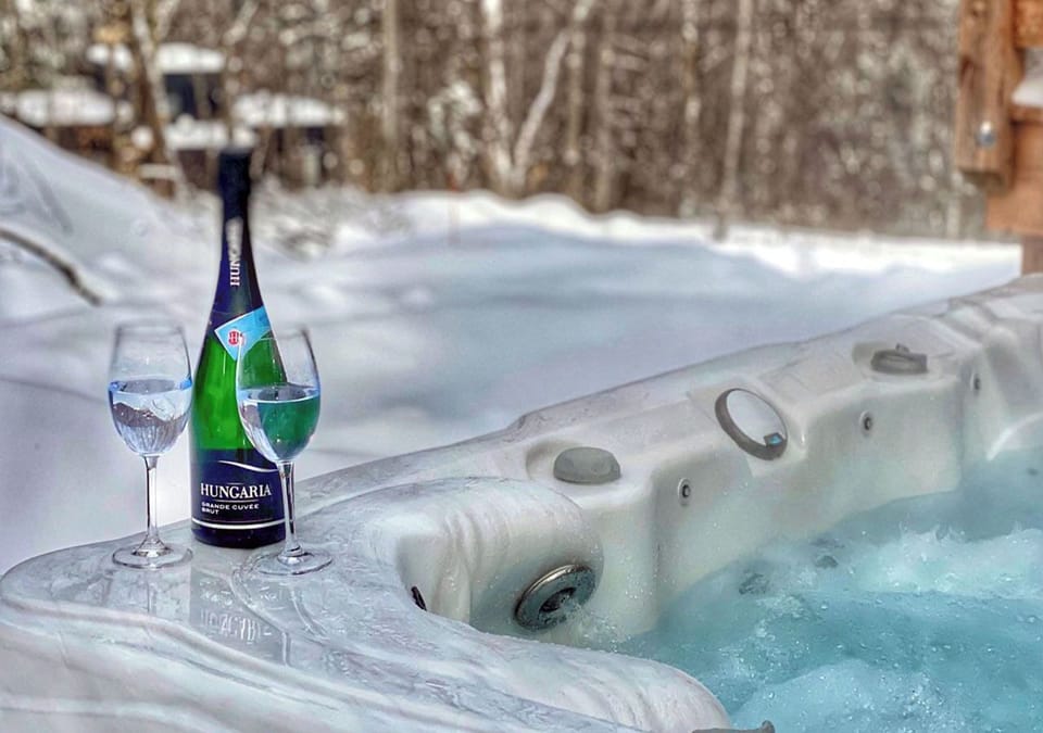 Hot Tub in winter