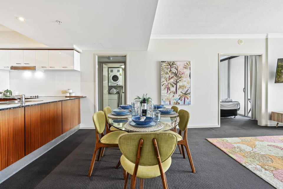 Share sumptuous meals with the family in this sophisticated dining area