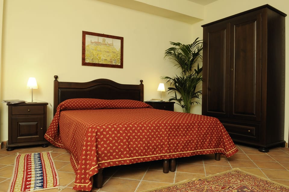 Comfort Room, 1 Bedroom | Premium bedding, minibar, bed sheets