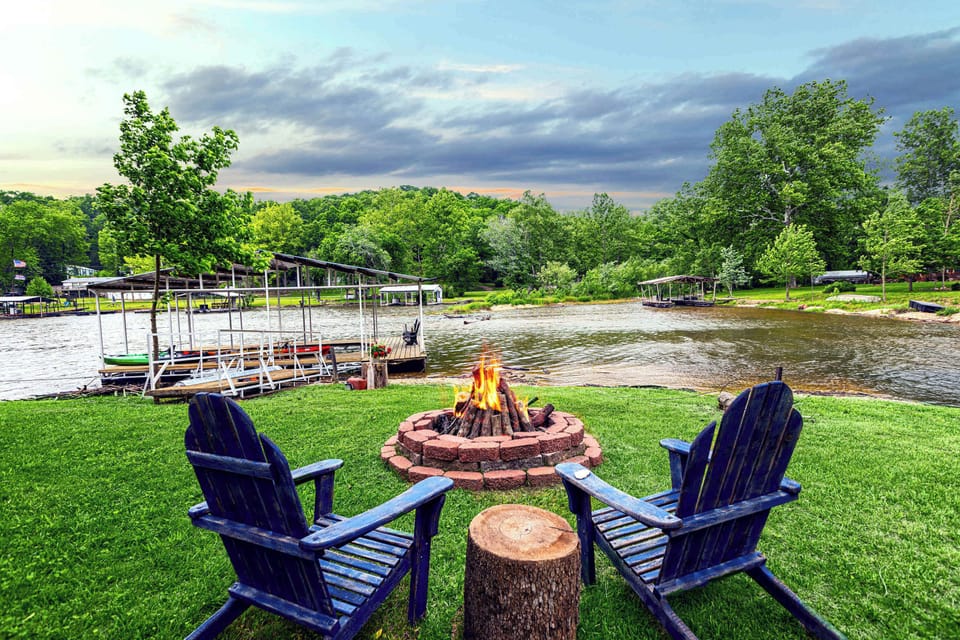 Fire pit, private dock and great view!