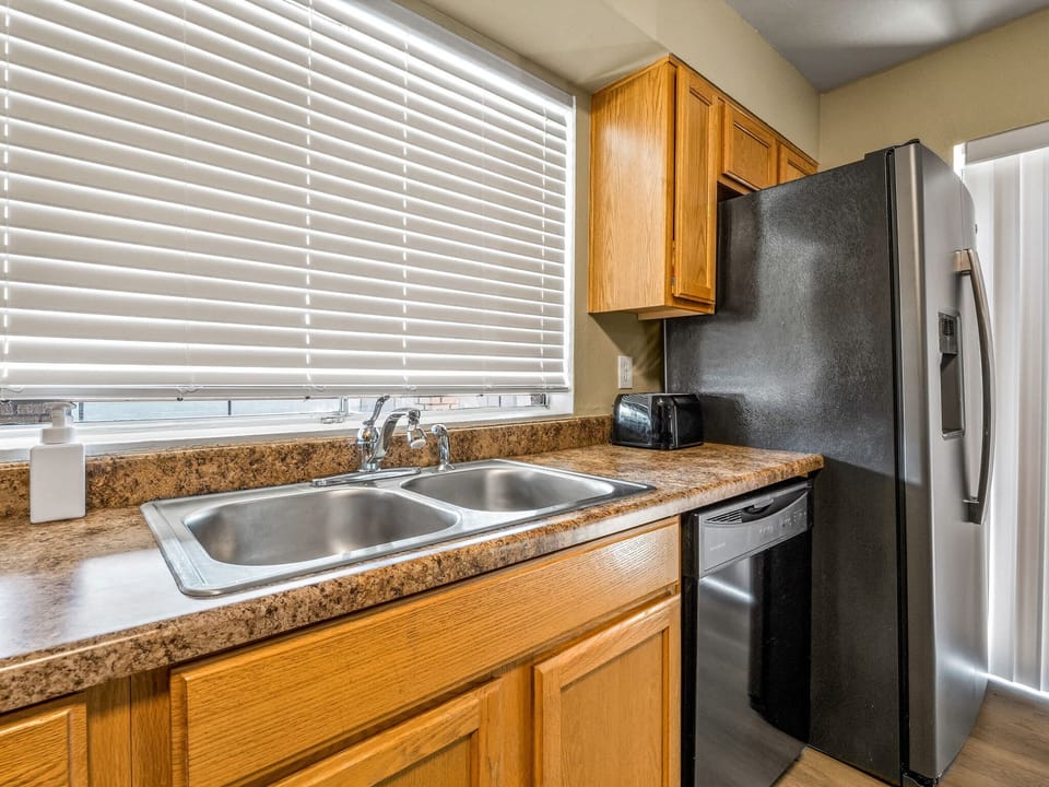 Fully furnished and equipped kitchen