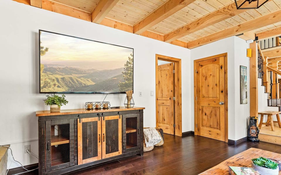 Downstairs living space with Smart TV