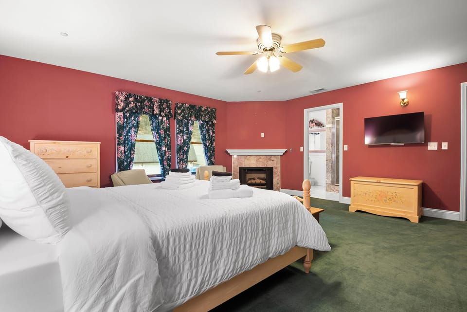 Iron/ironing board, free WiFi