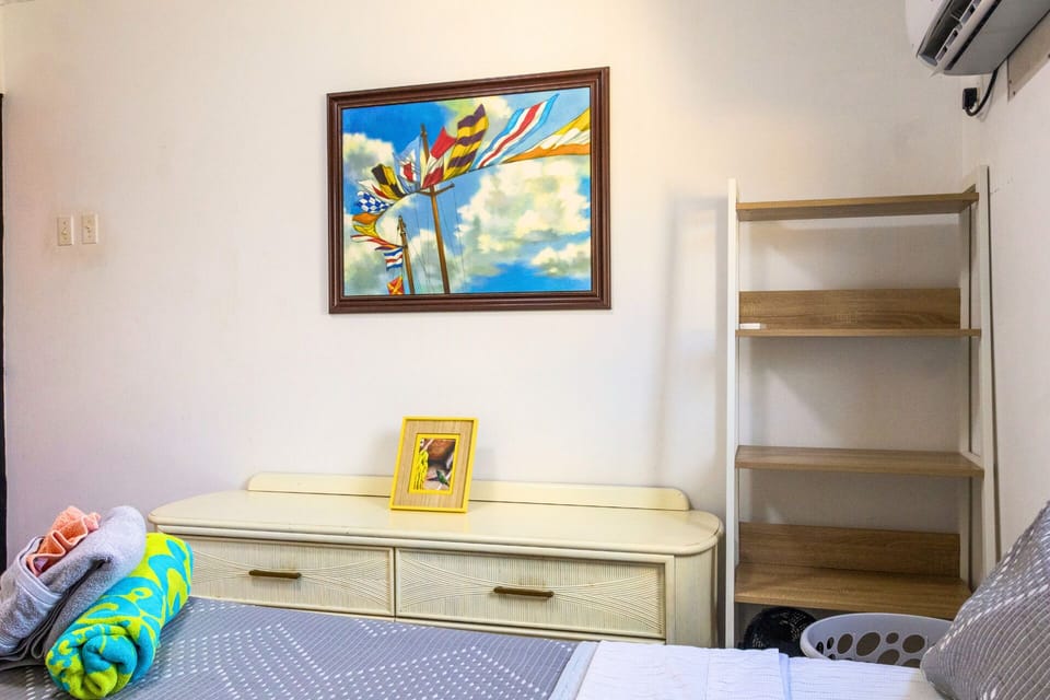 With queen bed