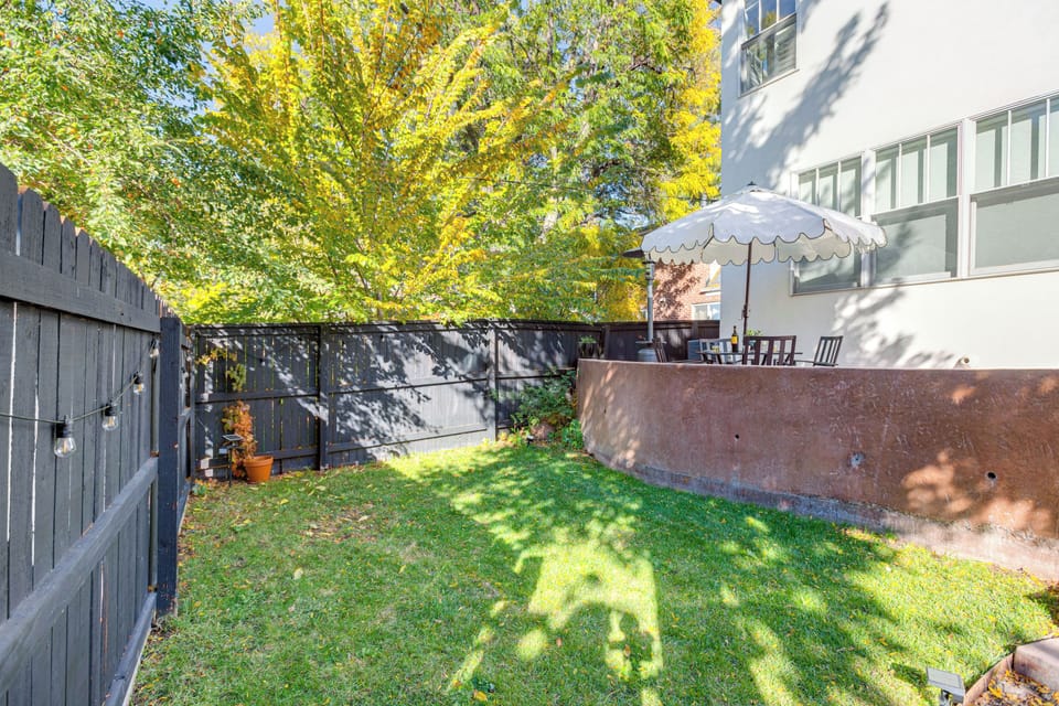 Shared Yard