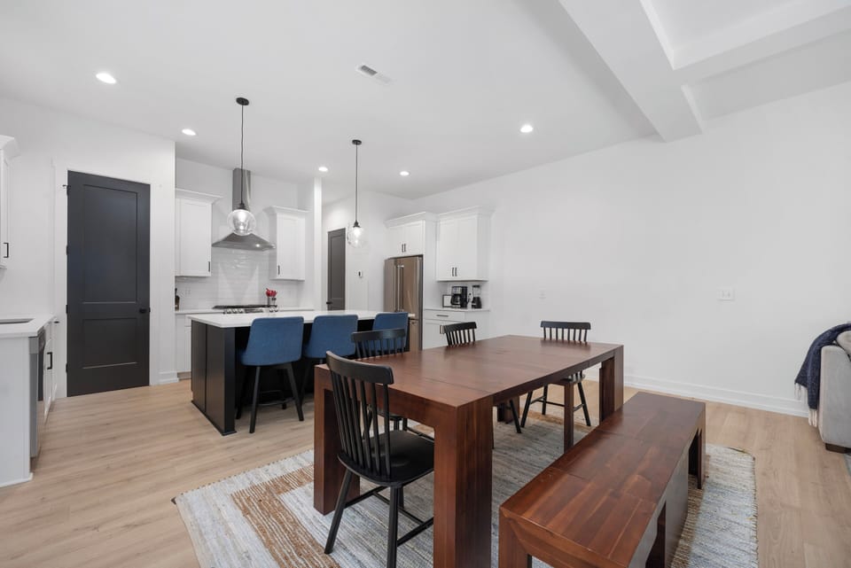 With open space, you're never far from the conversation, game or meal. 