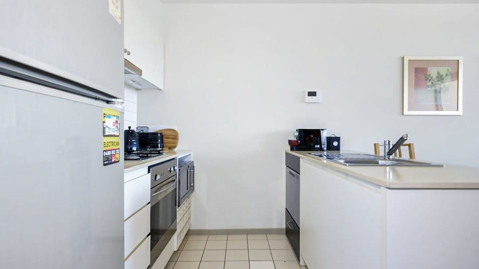Fully-equipped kitchen
