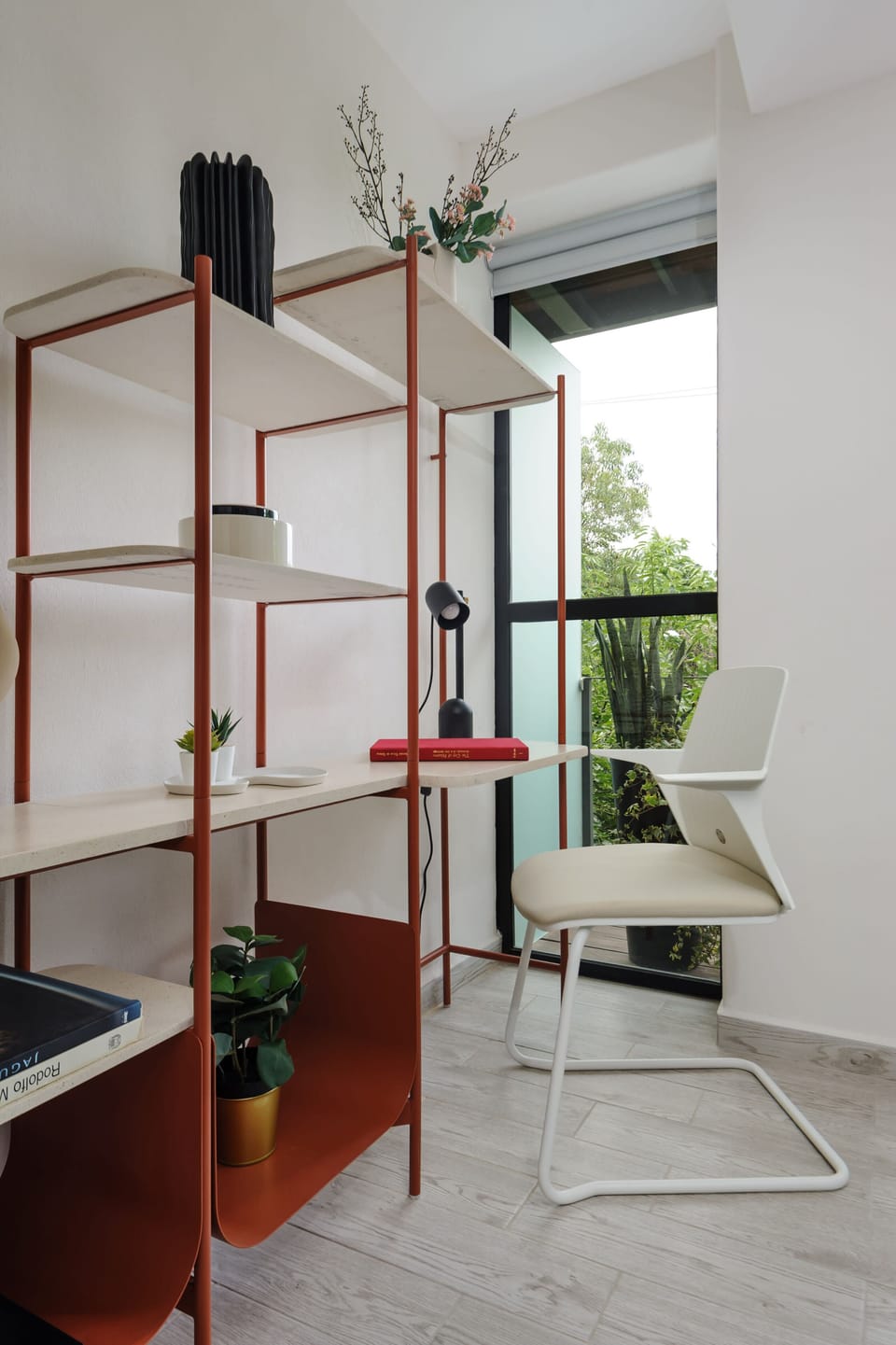 Cuentas con un espacio especial para realizar home office u otras actividades.