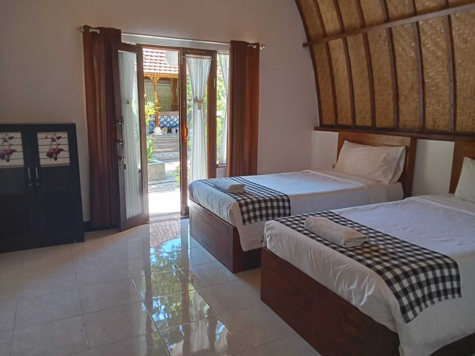 Deluxe Twin Room, Garden View | Soundproofing, free WiFi