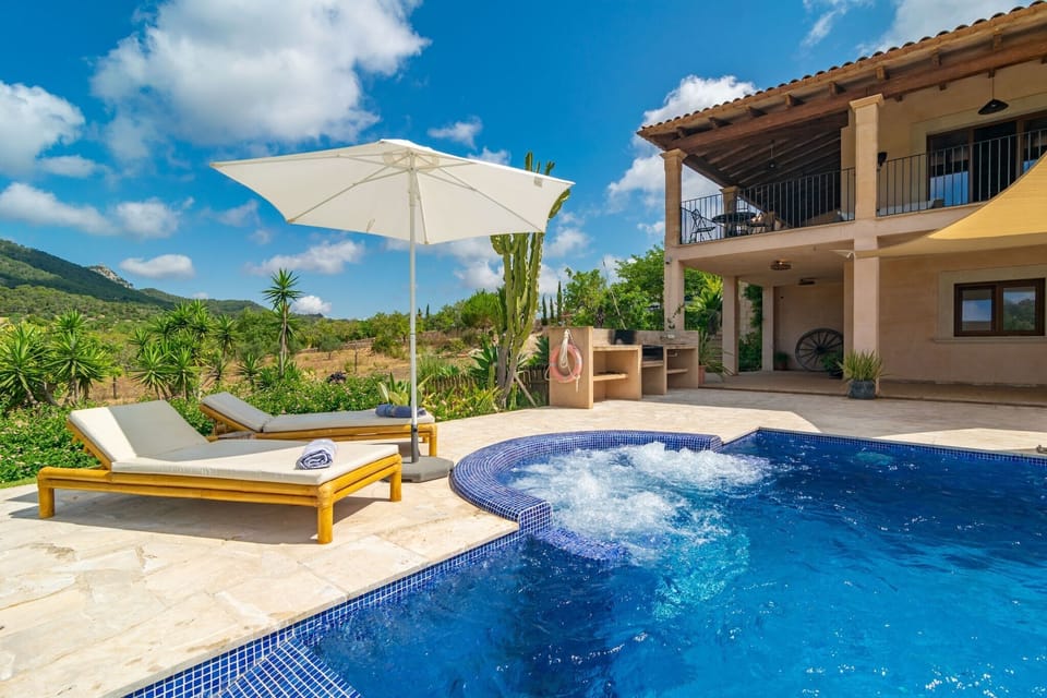 Holiday Home Swimming Pool