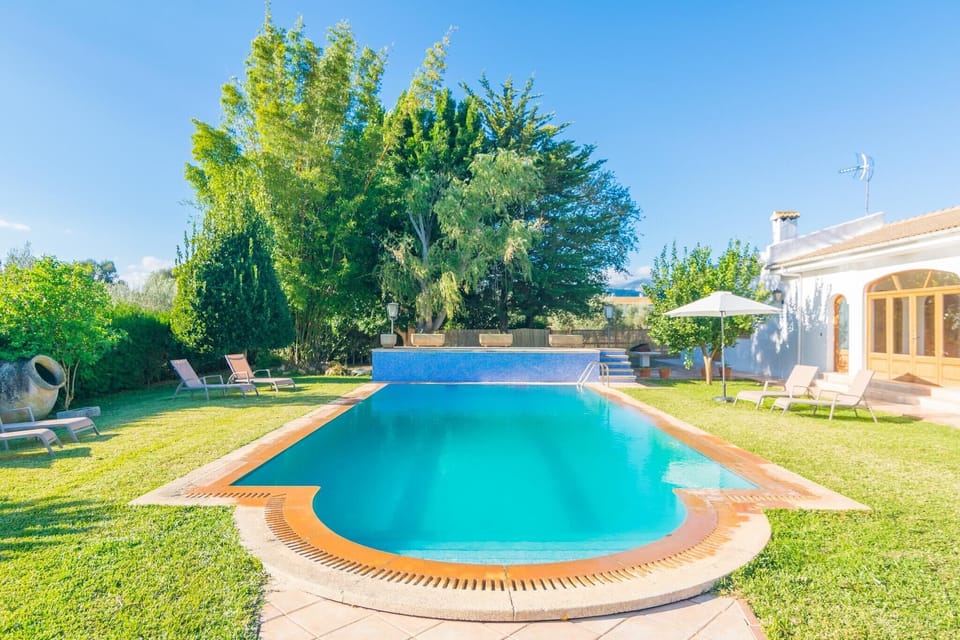 Holiday Home Swimming Pool