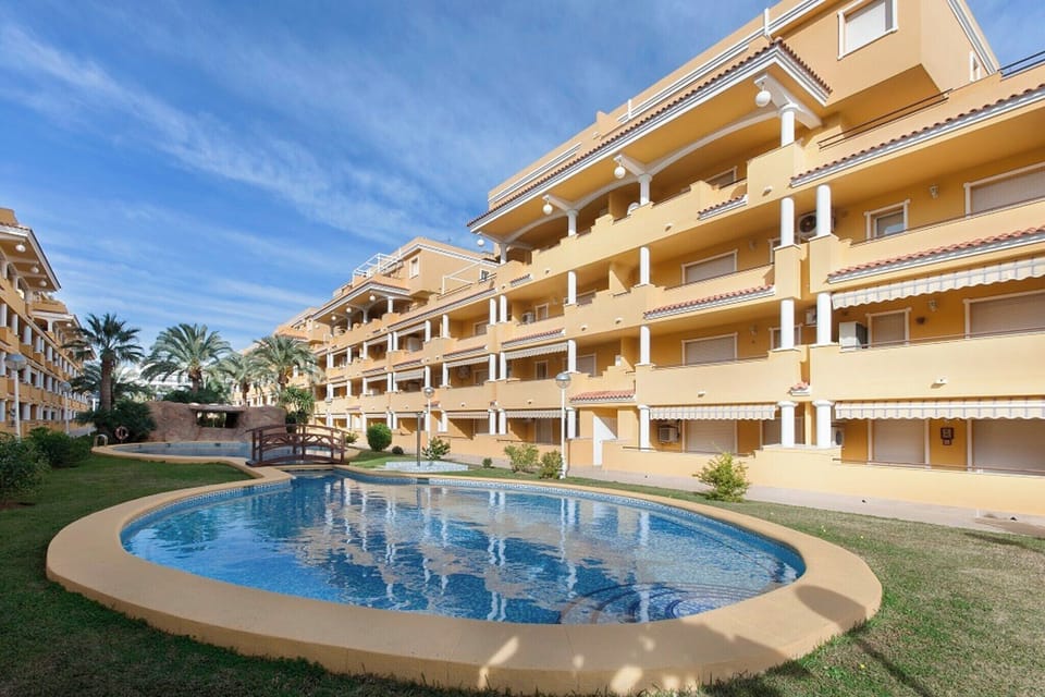 Holiday Home Swimming Pool