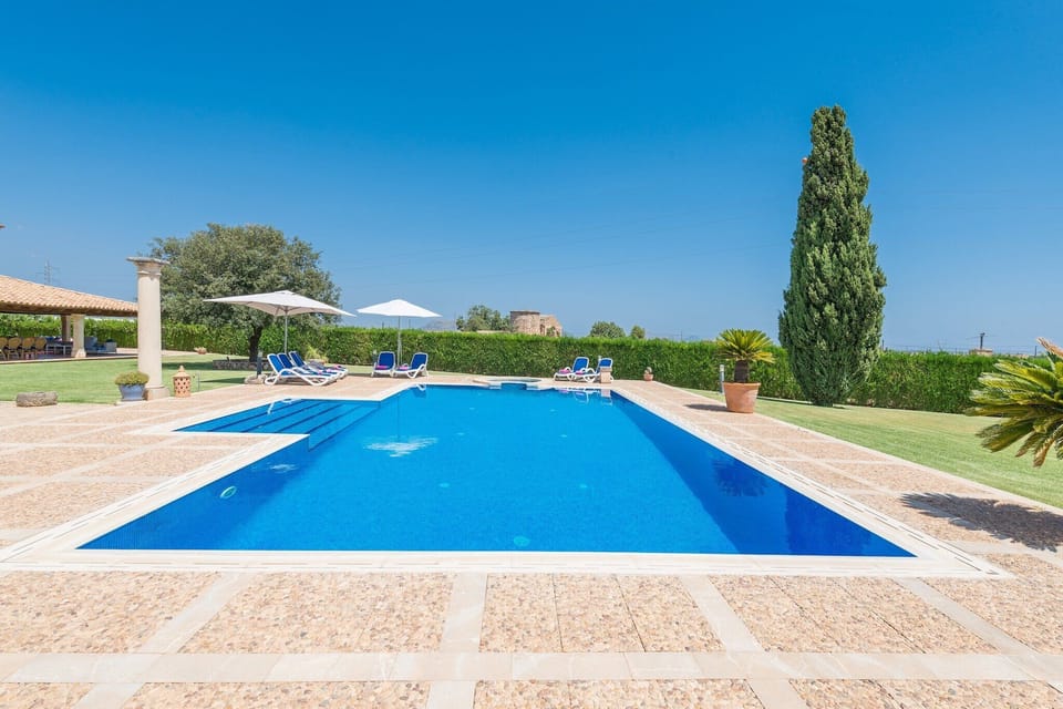 Holiday Home Swimming Pool