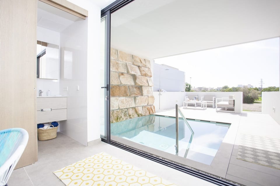 Holiday Home Swimming Pool