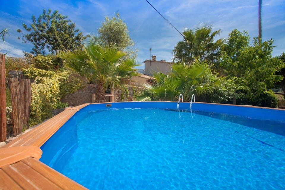 Holiday Home Swimming Pool