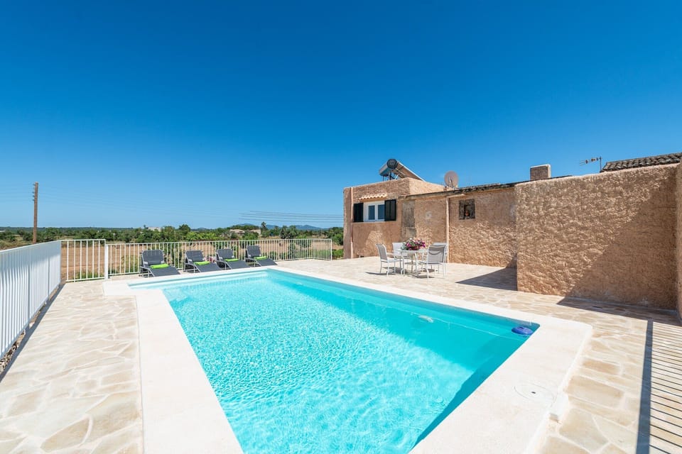 Holiday Home Swimming Pool