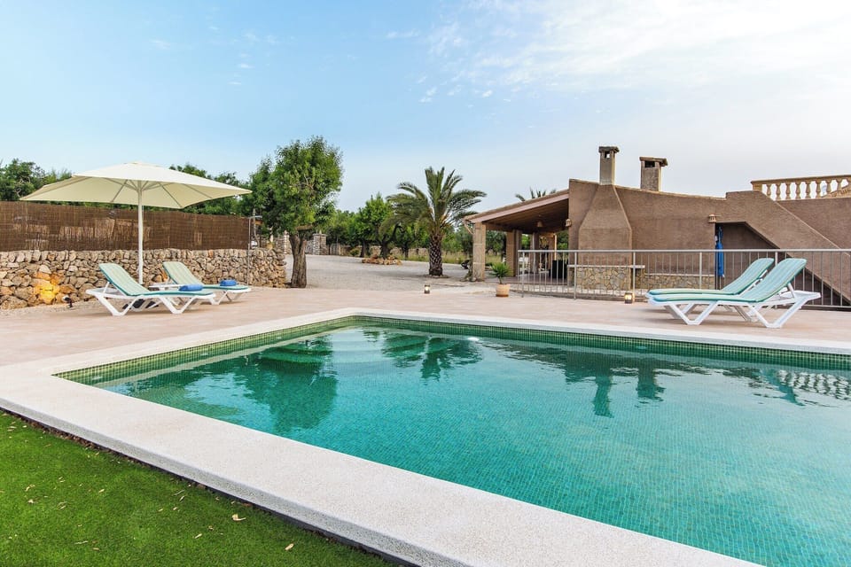 Holiday Home Swimming Pool