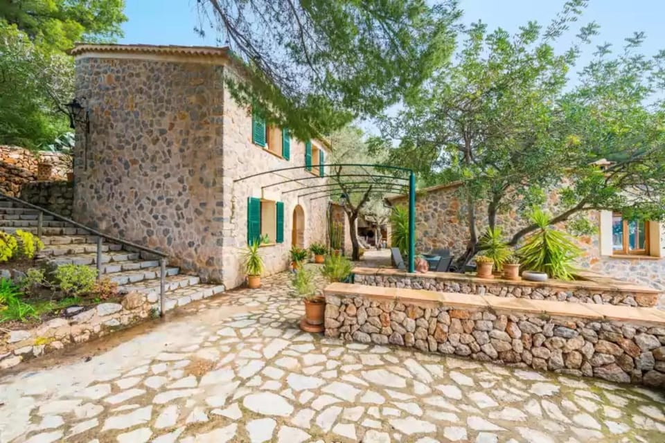 Holiday Home Exterior [summer]