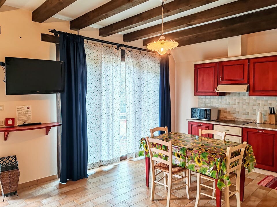 House | Dining