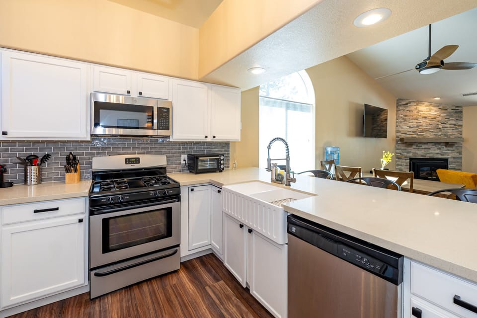 Fully equipped with stainless steel appliances, a Nespresso coffee maker, and everything you need for a gourmet meal.