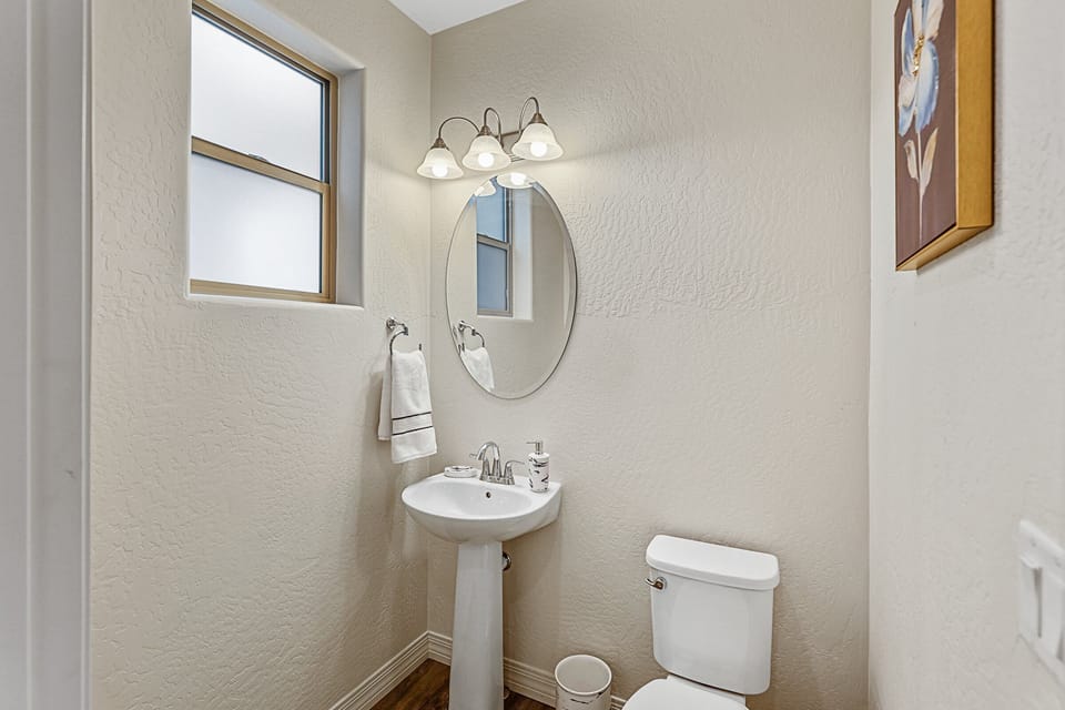 1st Floor - Half Bathroom: Perfect for additional guests.