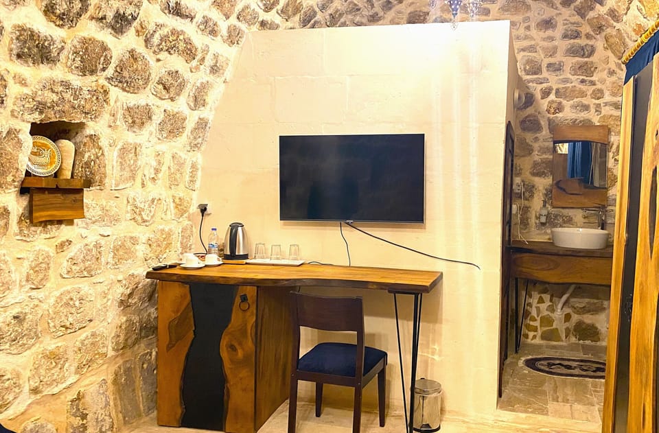 Deluxe Triple Room | Egyptian cotton sheets, premium bedding, minibar, laptop workspace