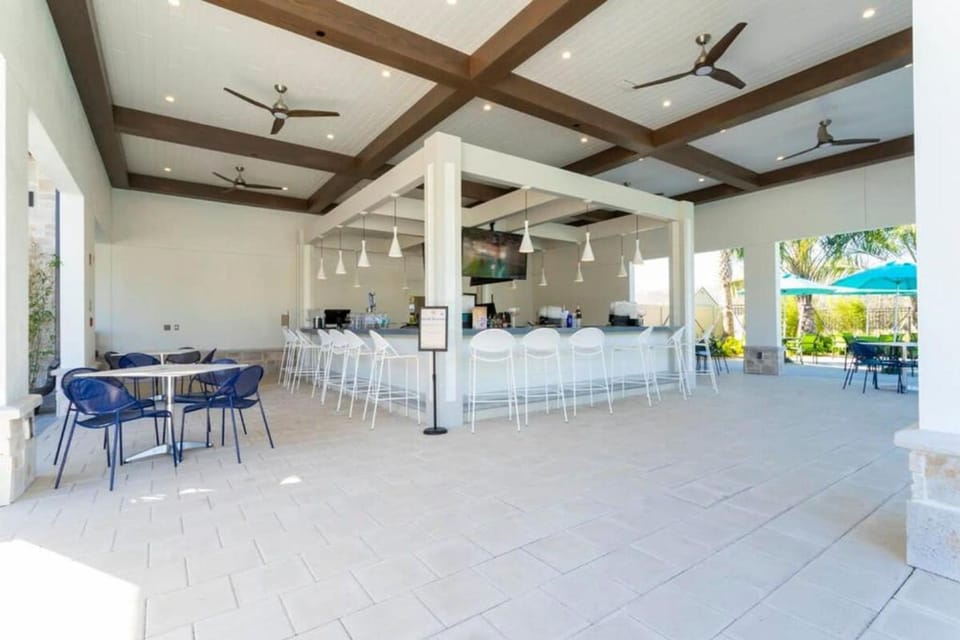 House | 4 bedrooms, Internet