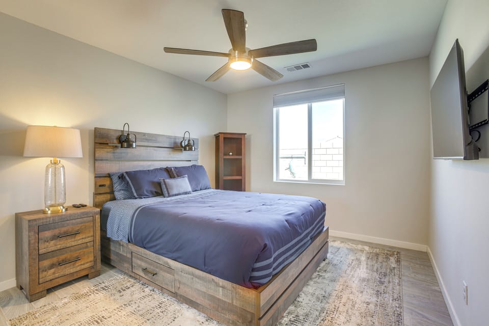 Pool, Spa & More: Relax in Desert Hot Springs! Cottage in Desert Hot Springs