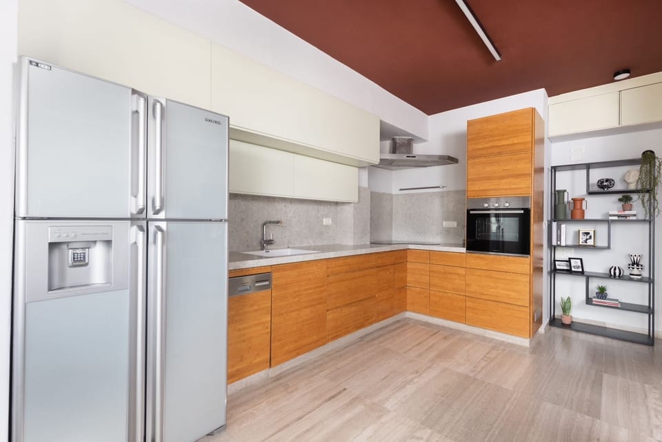 Deluxe Apartment, City View | Private kitchen | Espresso maker, coffee/tea maker, electric kettle