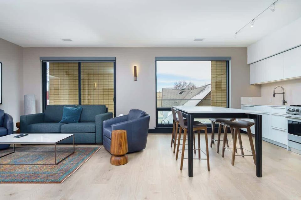 Living Room/Dining/Kitchen