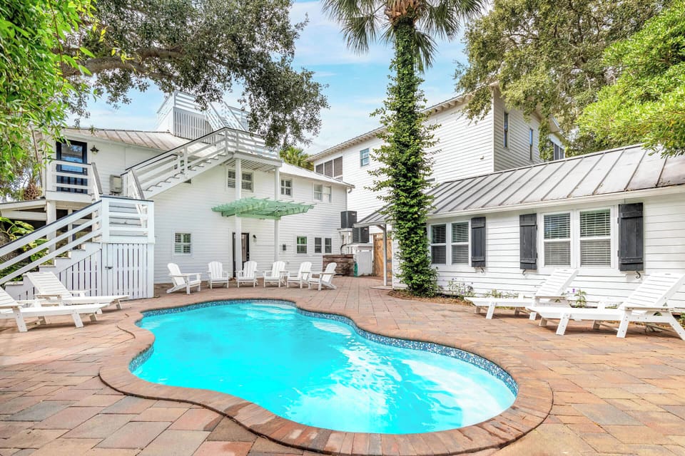 Welcome to Cake By The Ocean!