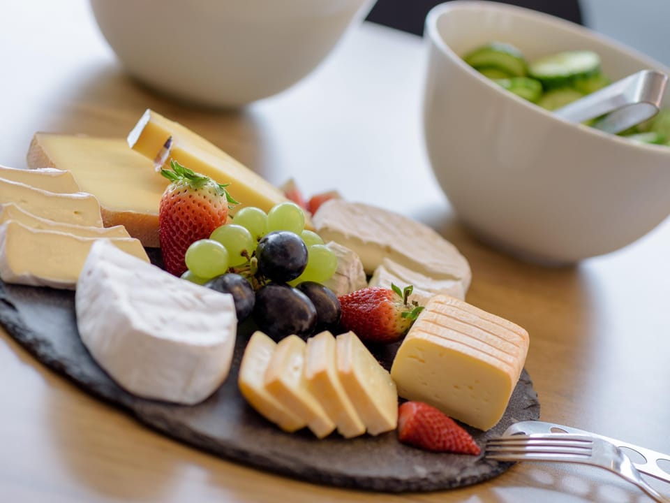 Daily buffet breakfast for a fee
