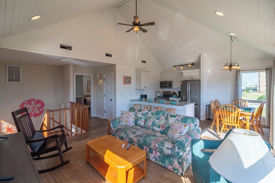 Top Level Living Area