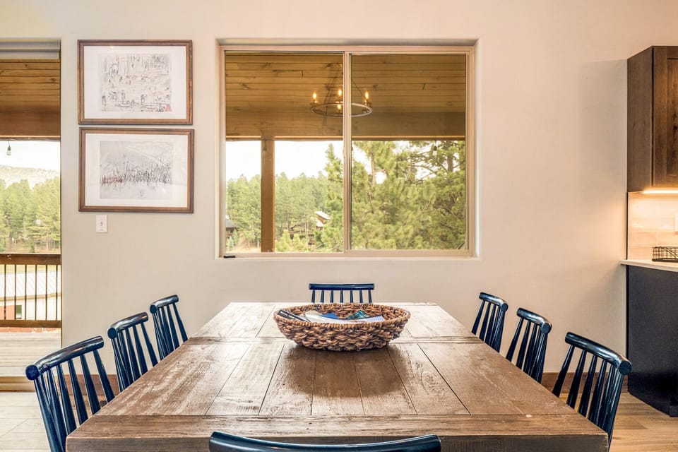 Seating for eight at the dining room table!