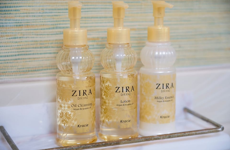 Bathroom amenities