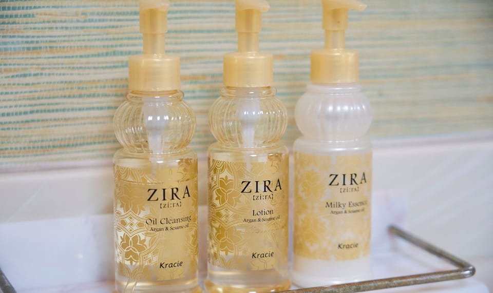 Bathroom amenities