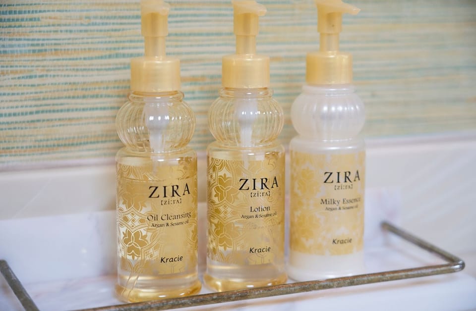 Bathroom amenities